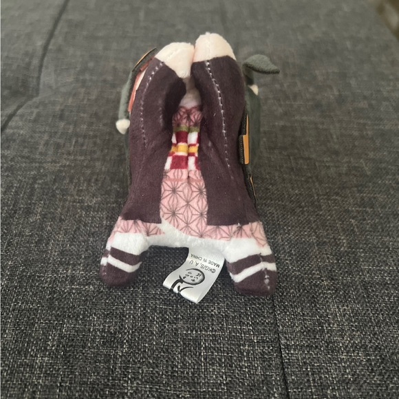Demon Slayer Nezuko Hug Character Collection 3 Plush - Picture 7 of 8